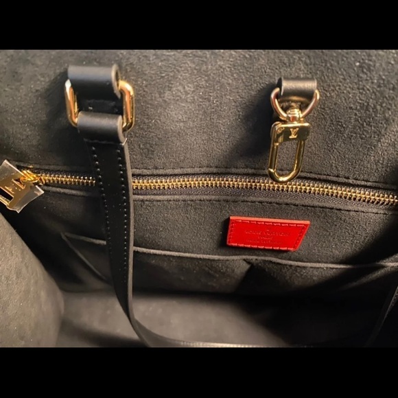 LV Crafty OnTheGo GM - Picture 3 of 6